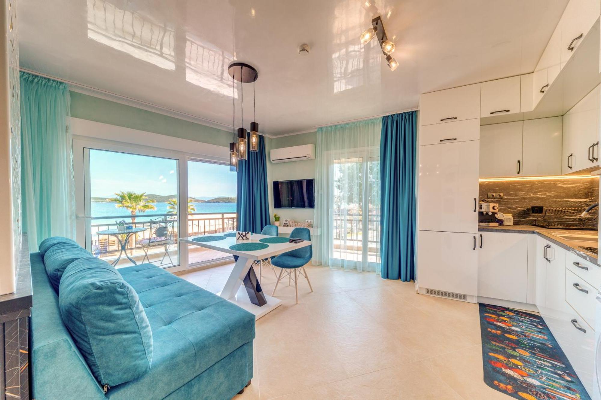 Апартаменты Upper Deck Apt. Неа-Перамос Экстерьер фото